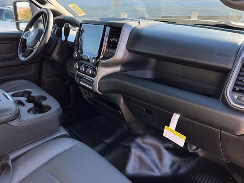 New 2026 RAM 2500 Tradesman w/ Chrome Appearance Group image 23