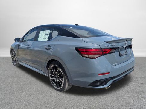 New 2025 Nissan Sentra SR image 5