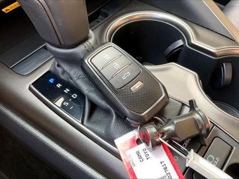 Used 2022 Toyota Camry XSE w/ Navigation Package image 15