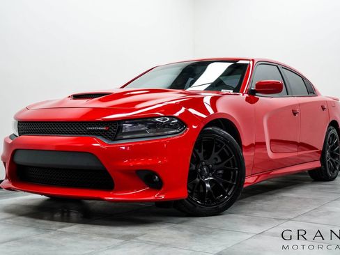 Used 2020 Dodge Charger GT RWD image 1