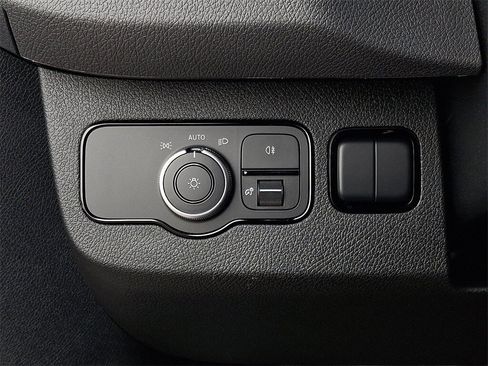 New 2025 Mercedes-Benz Sprinter 2500 image 16