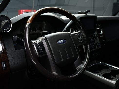 Used 2016 Ford F250 Platinum w/ FX4 Off-Road Package image 30