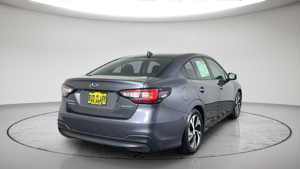 Used 2025 Subaru Legacy Premium AWD/4WD image 8