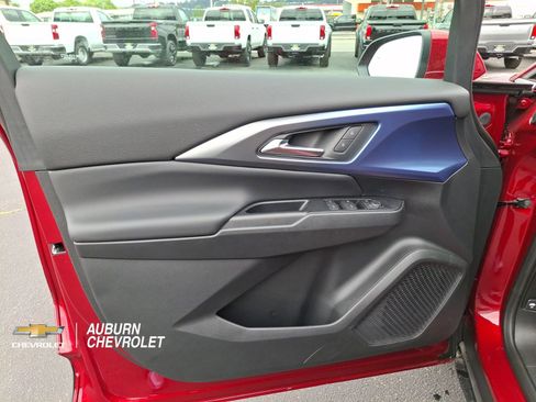 New 2026 Chevrolet Equinox EV LT AWD/4WD image 16