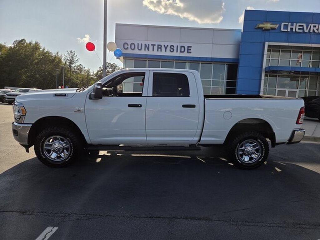 Used 2024 RAM 2500 Tradesman w/ Chrome Appearance Group AWD/4WD image 2