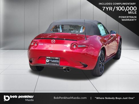 New 2026 MAZDA MX-5 Miata Club w/ Interior Package RWD image 25