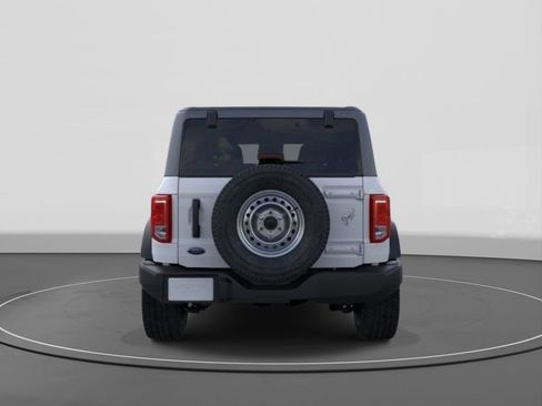 New 2026 Ford Bronco 4-Door AWD/4WD image 5