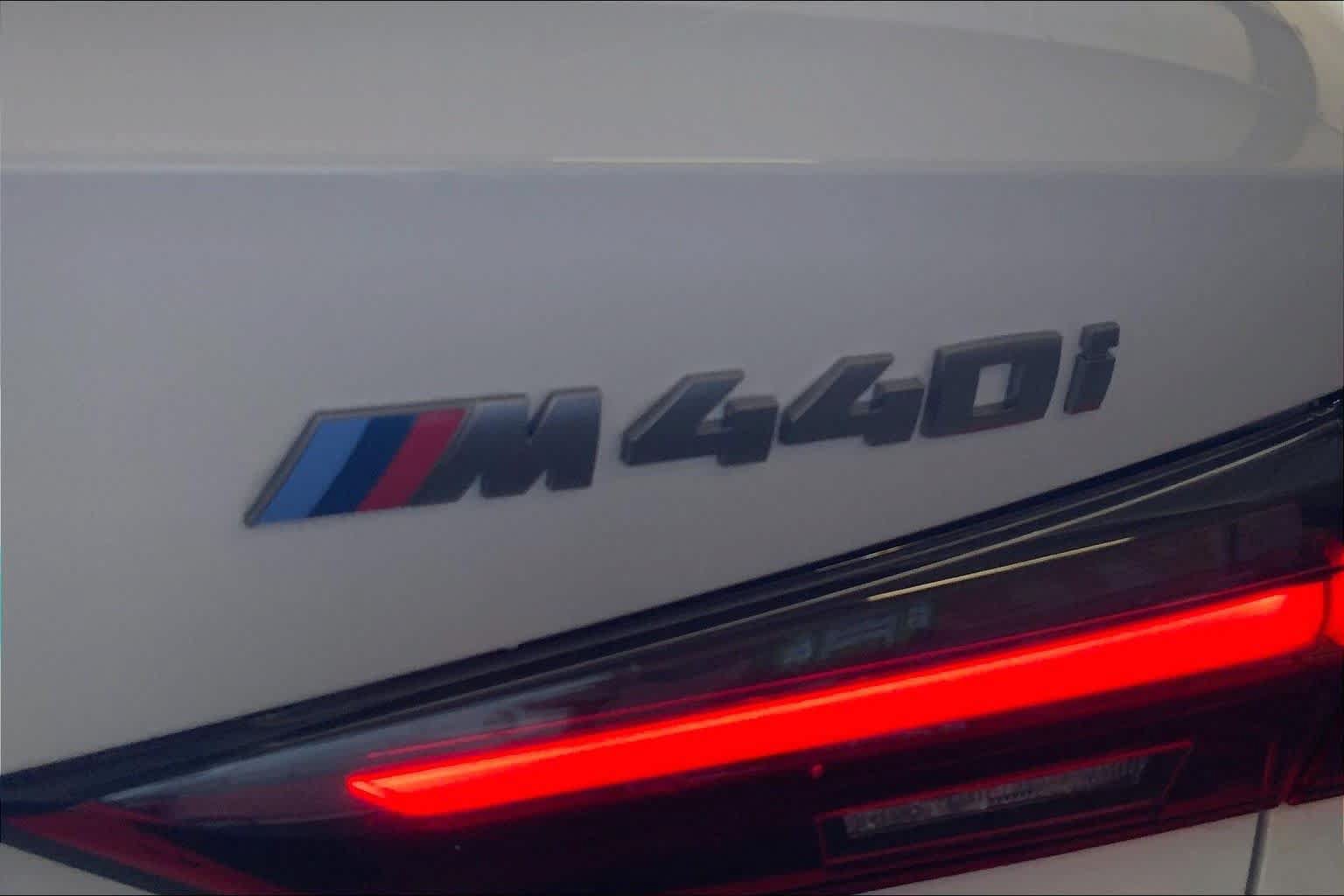 Used 2023 BMW M440i Convertible w/ Premium Package RWD image 7