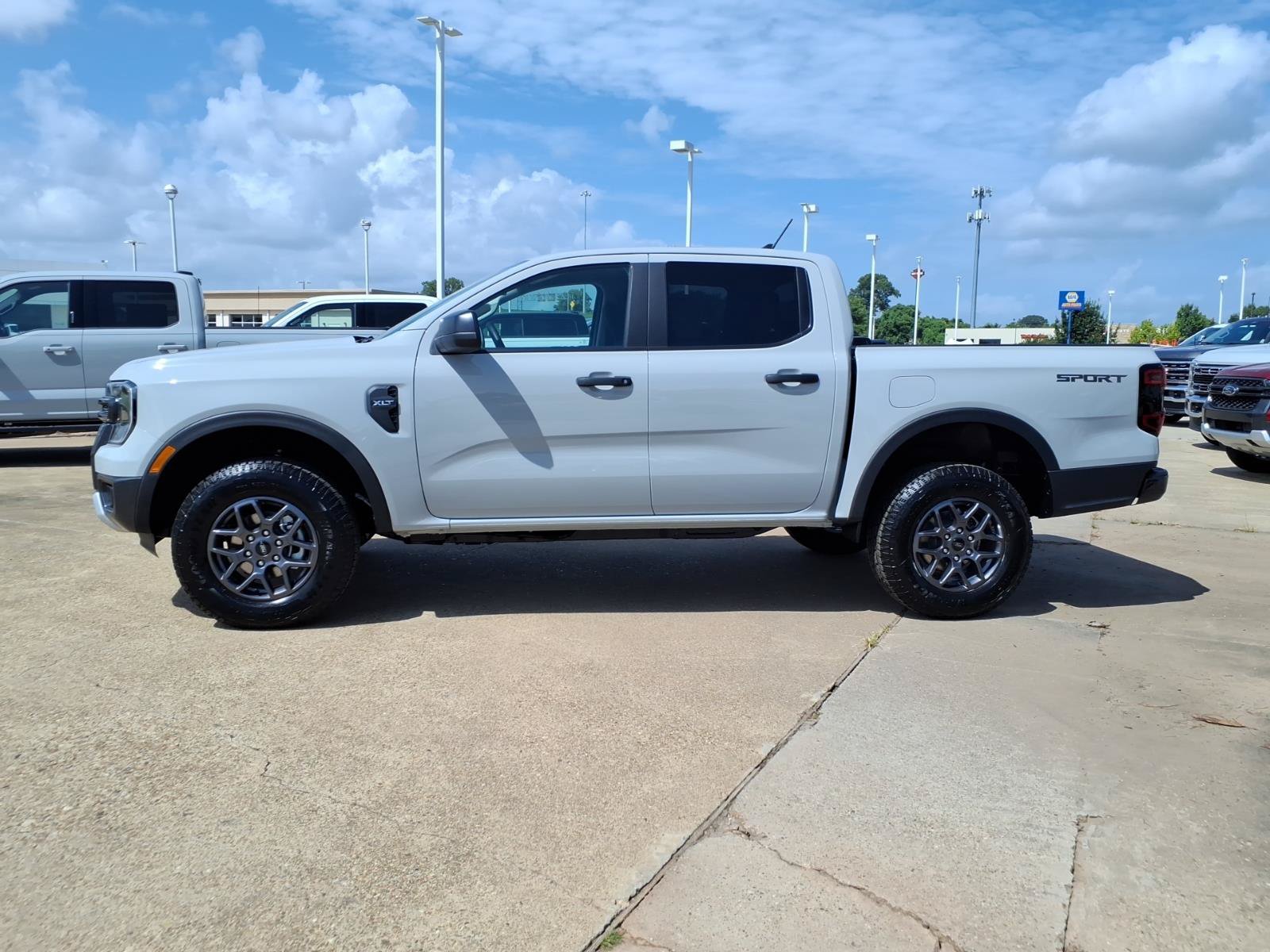 New 2026 Ford Ranger XLT w/ Convenience Package RWD image 2