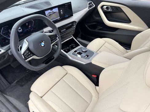Used 2026 BMW 230i Coupe w/ Convenience Package RWD image 17