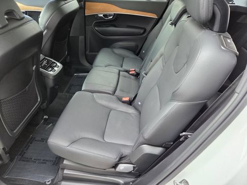 Used 2023 Volvo XC90 B6 Plus AWD/4WD image 16