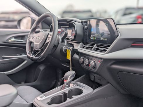 New 2026 Chevrolet Trax RS w/ Driver Confidence Package image 34