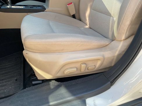 Used 2017 Subaru Outback 2.5i Premium AWD/4WD image 27