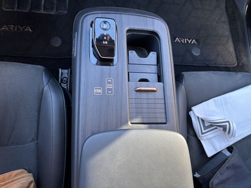 Used 2023 Nissan Ariya AWD image 22