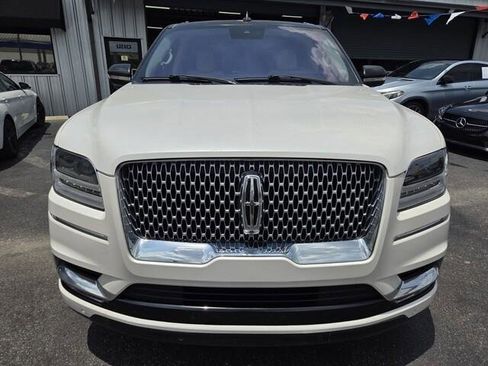 Used 2019 Lincoln Navigator Black Label AWD/4WD image 2