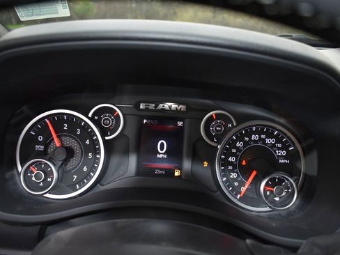 New 2026 RAM 2500 Big Horn AWD/4WD image 14