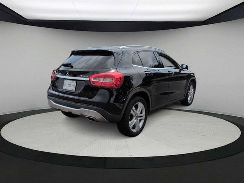 Used 2020 Mercedes-Benz GLA 250 4MATIC image 8