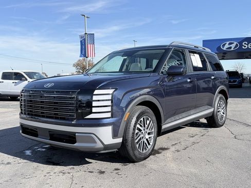 Certified 2026 Hyundai Palisade SEL image 3