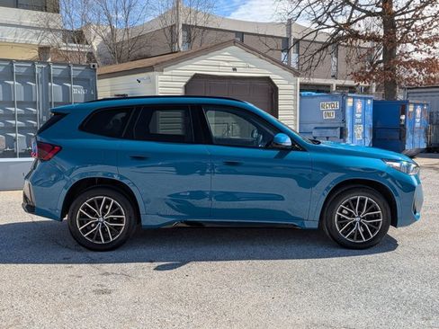 Certified 2023 BMW X1 xDrive28i w/ Premium Package image 4