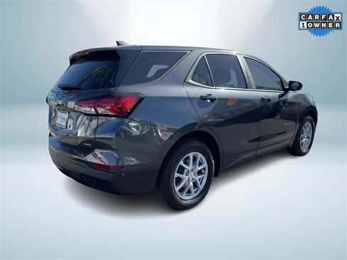 Used 2022 Chevrolet Equinox LS w/ LS Convenience Package image 6