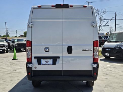 New 2026 RAM ProMaster 2500 image 3