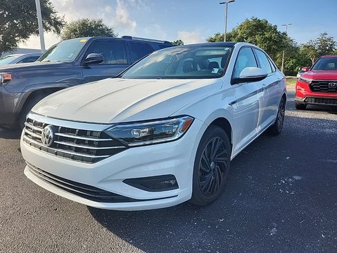 Used 2019 Volkswagen Jetta SEL Premium FWD image 7