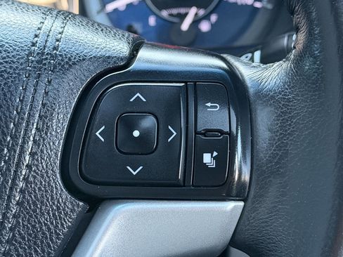 Used 2016 Toyota Sienna image 24