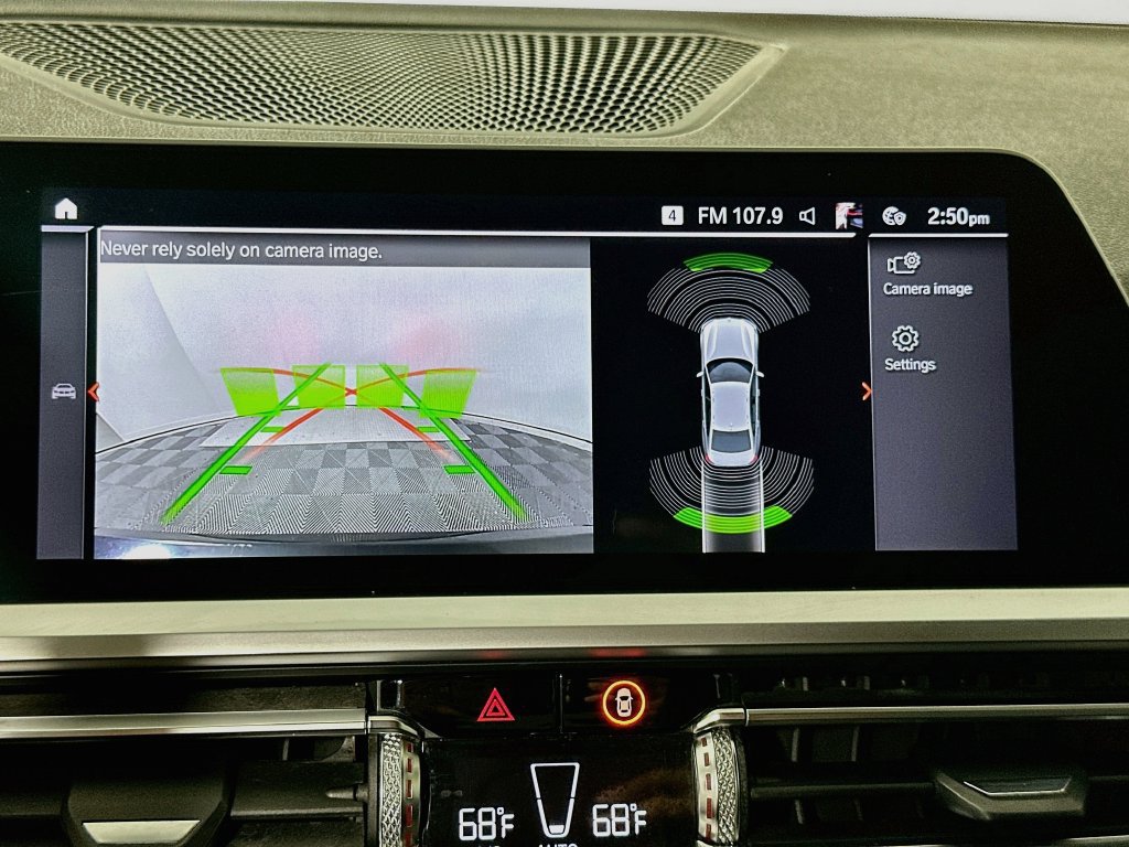 Used 2019 BMW 330i Sedan w/ Premium Package RWD image 14