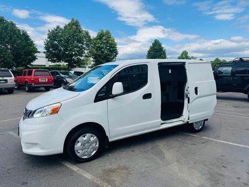 Used 2020 Nissan NV200 SV FWD image 16