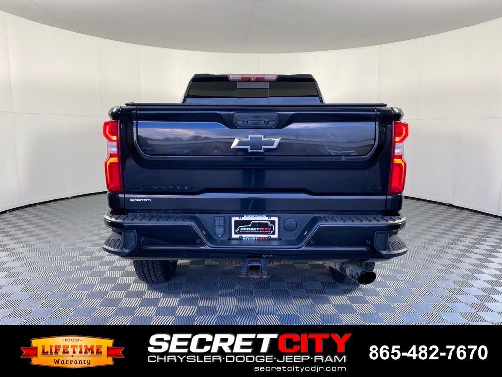 Used 2022 Chevrolet Silverado 3500 LTZ w/ LTZ Plus Package AWD/4WD image 6