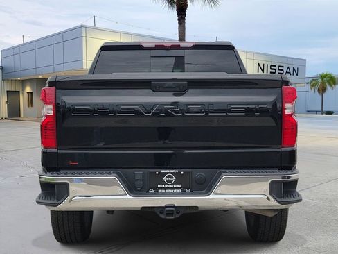 Used 2025 Chevrolet Silverado 1500 LT w/ Texas Edition Plus RWD image 5