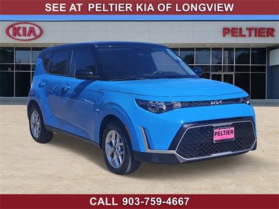 Certified 2025 Kia Soul S