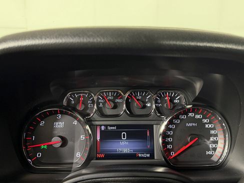 Used 2016 GMC Yukon XL SLT image 12