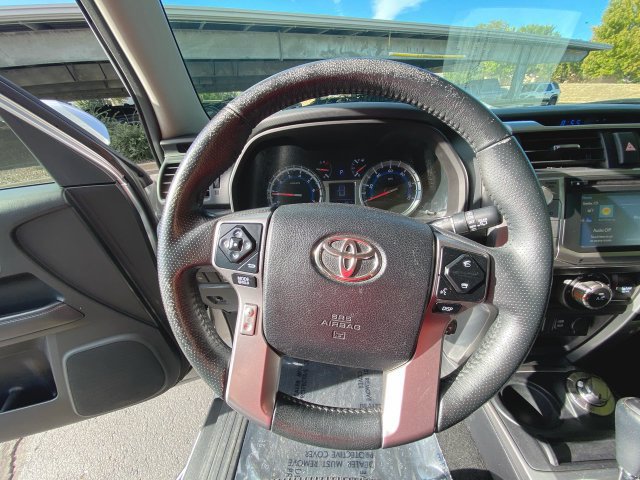 Used 2016 Toyota 4Runner SR5 AWD/4WD image 14