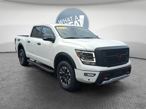 Used 2023 Nissan Titan PRO-4X w/ Pro-4x Convenience Package AWD/4WD image 1
