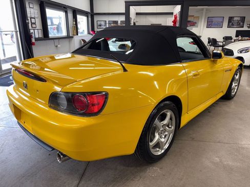 Used 2003 Honda S2000 image 17