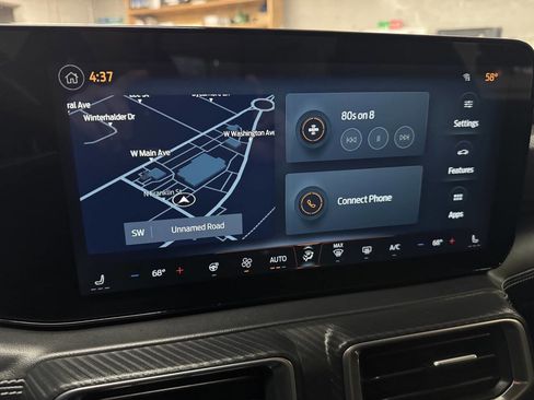 Used 2025 Ford Mustang GT Premium image 11