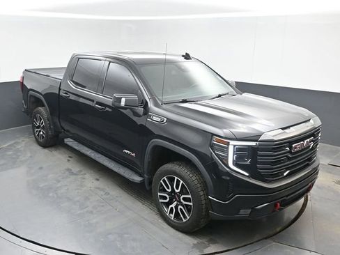 Used 2022 GMC Sierra 1500 AT4 w/ AT4 Preferred Package AWD/4WD image 36