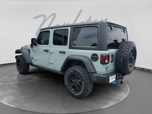Used 2023 Jeep Wrangler Unlimited w/ Cold Weather Group AWD/4WD image 6
