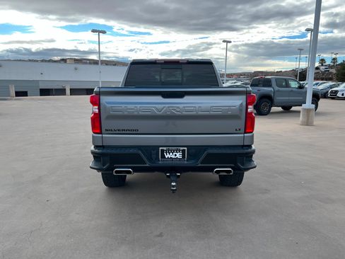 Used 2021 Chevrolet Silverado 1500 LT Trail Boss w/ Convenience Package II image 5