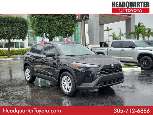 Used 2026 Toyota Corolla Cross L FWD image 1