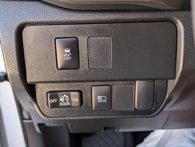 Certified 2023 Toyota Tacoma SR5 w/ Technology Package AWD/4WD image 21