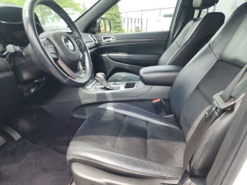 Certified 2018 Jeep Grand Cherokee Altitude AWD/4WD image 25