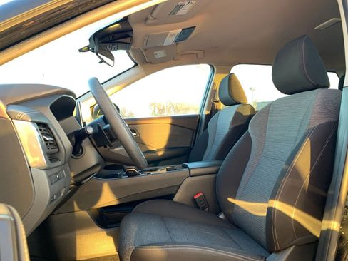 Used 2023 Nissan Rogue SV image 27