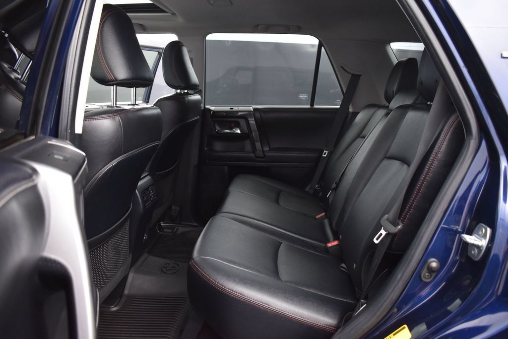 Used 2024 Toyota 4Runner TRD Off-Road Premium w/ Moonroof Package AWD/4WD image 11