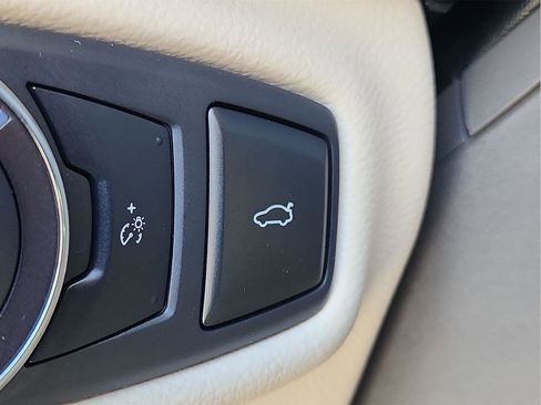 Used 2019 Lincoln MKZ Reserve w/ Reserve Plus Package image 24