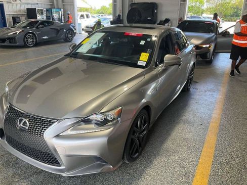 Used 2016 Lexus IS 350 RWD image 1