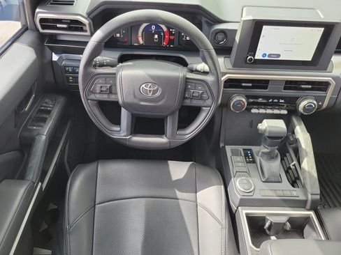 Used 2026 Toyota Tacoma SR5 RWD image 15