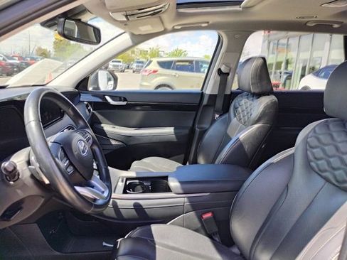 Used 2022 Hyundai Palisade Limited w/ Cargo Package image 18