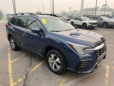 Certified 2025 Subaru Ascent Premium w/ Premium Package AWD/4WD image 3